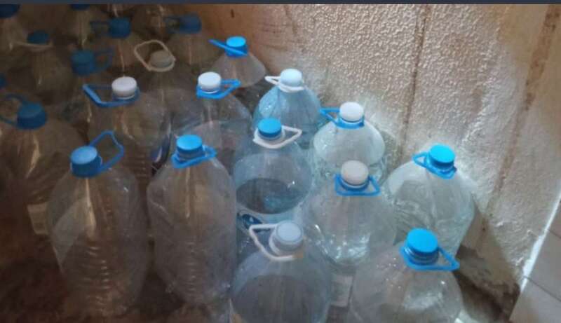 Garrafas de agua/Cope LP.